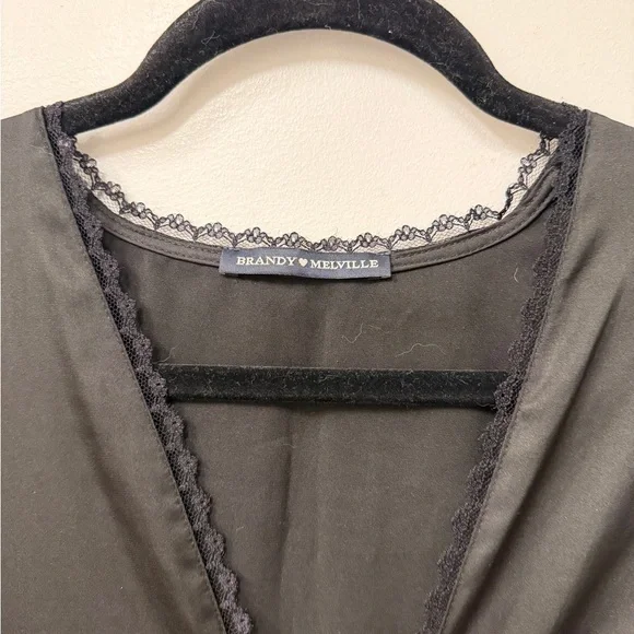 Brandy Melville Black Lace Trim Top - Picture 2 of 2